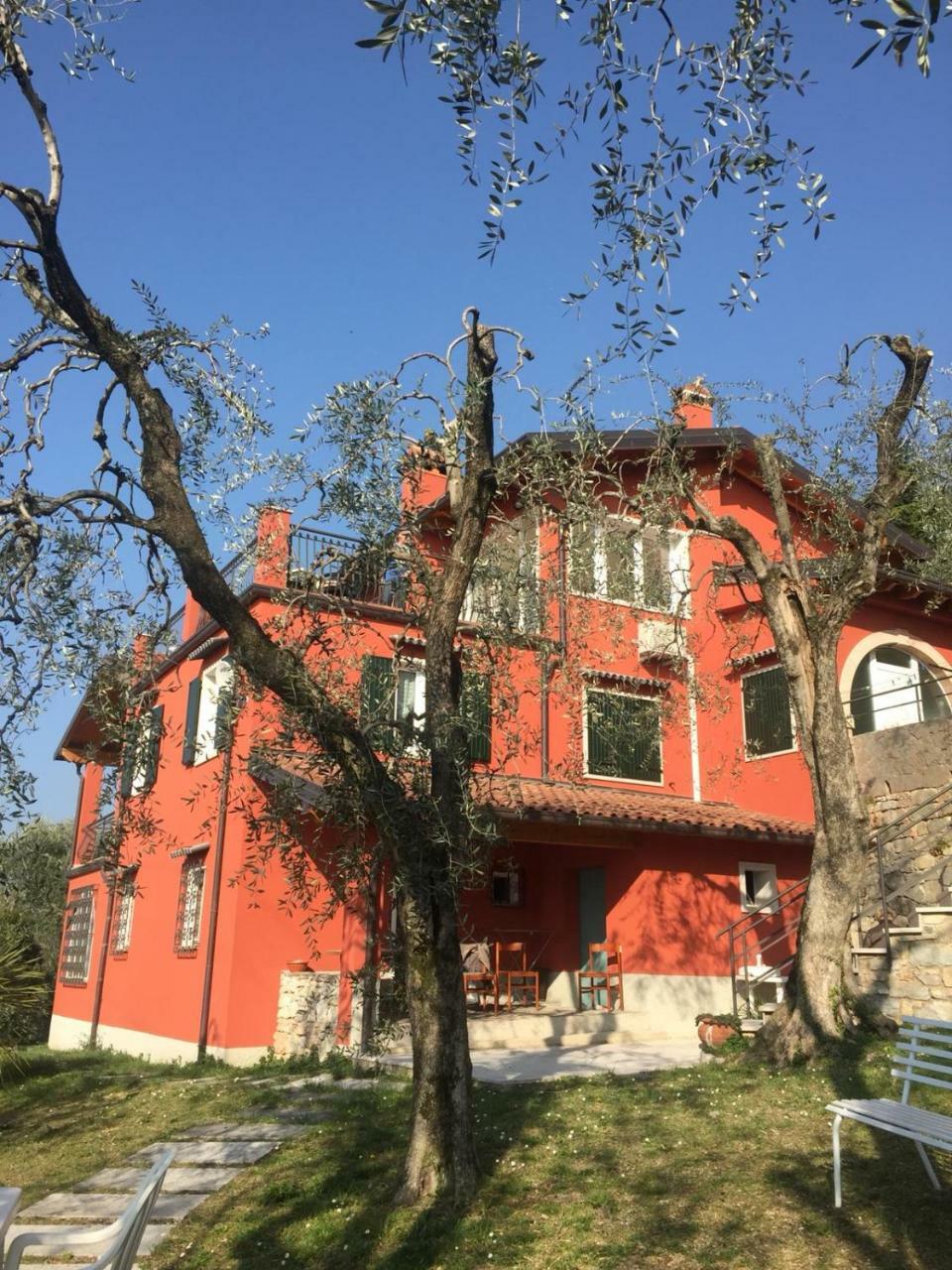 B&B Lil Brenzone sul Garda Exterior photo